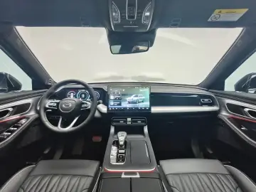 2022 GAC Trumpchi GS8 с пробегом 16 700 км