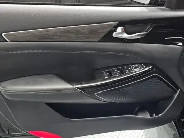 2019 Kia K7 с пробегом 97 085 км