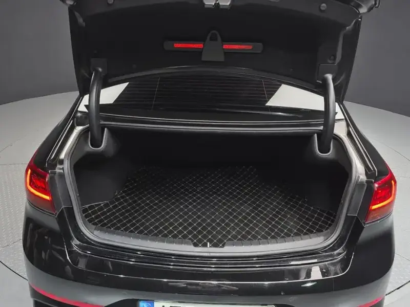 2021 Kia K7 с пробегом 67 033 км
