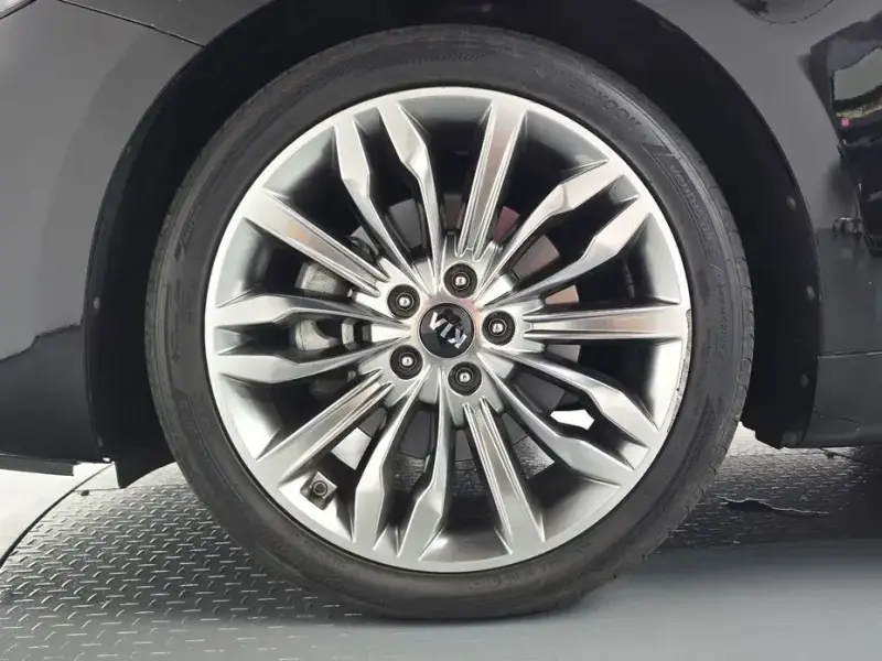 2019 Kia K7 с пробегом 43 011 км