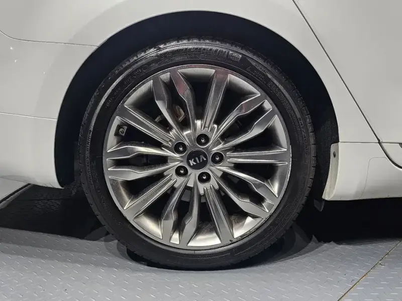 2020 Kia K7 с пробегом 75 661 км