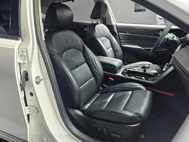 2020 Kia K7 с пробегом 75 661 км
