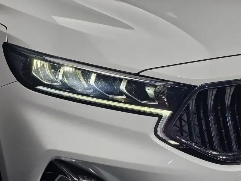 2020 Kia K7 с пробегом 75 661 км