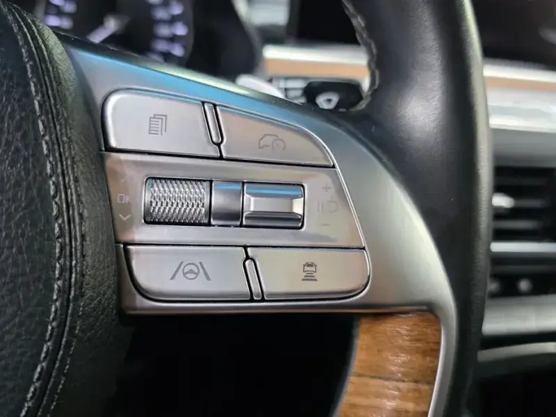 2022 Kia K9 с пробегом 85 263 км