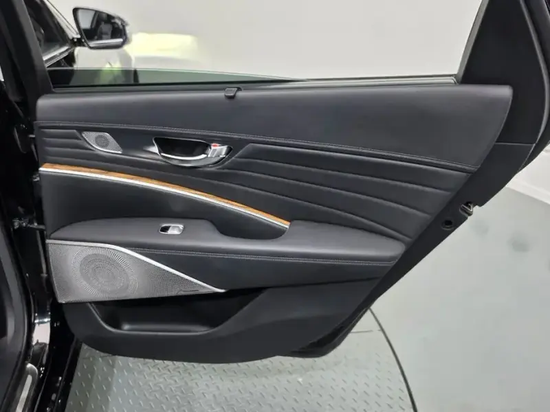 2023 Kia K9 с пробегом 63 354 км