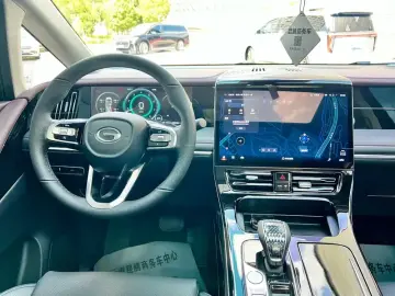 2024 GAC Trumpchi M8 с пробегом 5 800 км