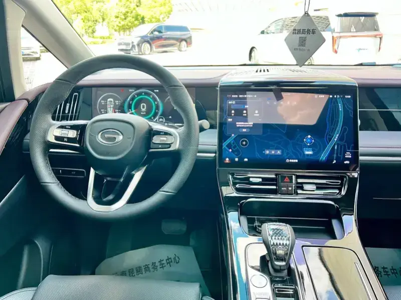2024 GAC Trumpchi M8 с пробегом 5 800 км