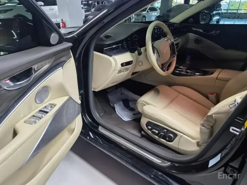2023 Kia K9 с пробегом 86 708 км