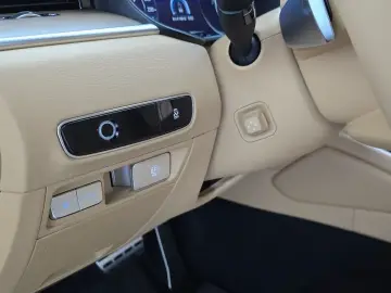 2023 Kia K9 с пробегом 4 645 км