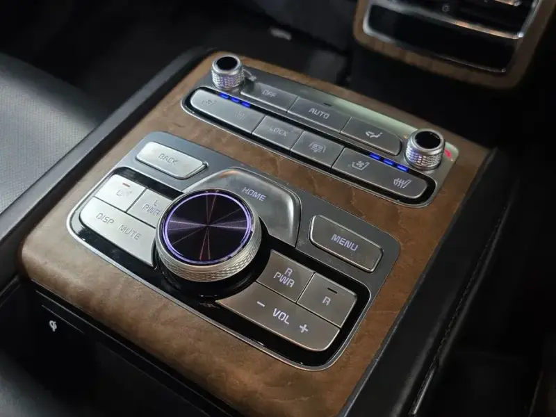 2021 Kia K9 с пробегом 84 706 км
