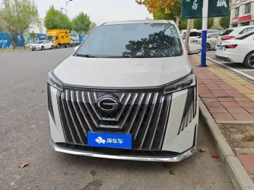2024 GAC Trumpchi M8 с пробегом 17 000 км