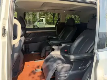 2021 GAC Trumpchi M8 с пробегом 69 000 км