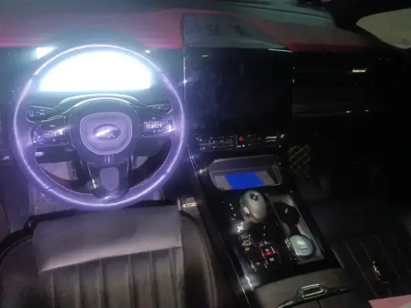2023 GAC Trumpchi M8 с пробегом 41 000 км