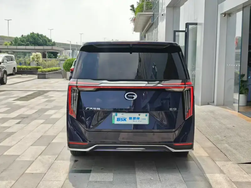 2023 GAC Trumpchi E9 с пробегом 3 200 км