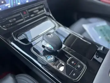 2023 GAC Trumpchi E9 с пробегом 3 200 км