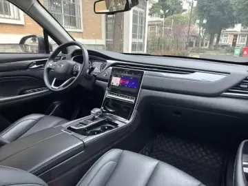 2019 GAC Trumpchi GS5 с пробегом 68 000 км