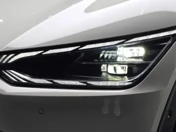 2022 Kia EV6 с пробегом 83 211 км
