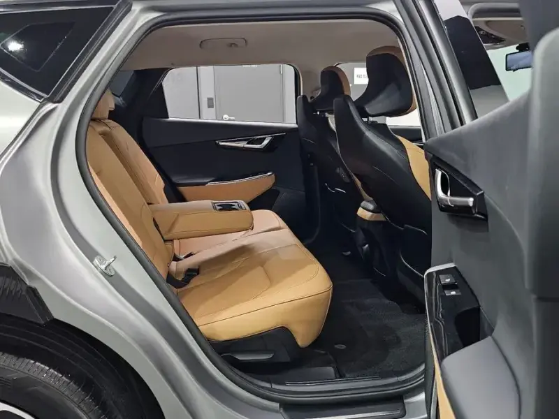 2022 Kia EV6 с пробегом 76 808 км