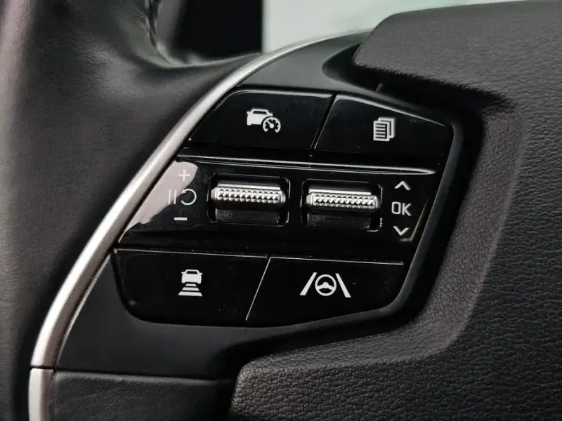 2022 Kia EV6 с пробегом 76 808 км