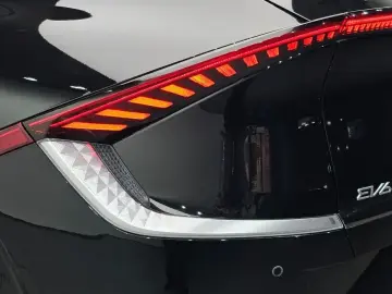 2023 Kia EV6 с пробегом 62 581 км