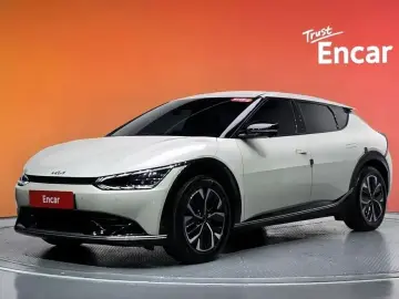 2023 Kia EV6 с пробегом 37 646 км