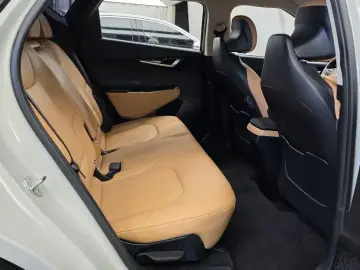2023 Kia EV6 с пробегом 37 646 км