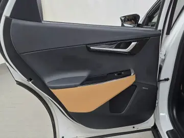 2022 Kia EV6 с пробегом 96 783 км