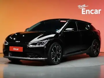 2023 Kia EV6 с пробегом 64 041 км