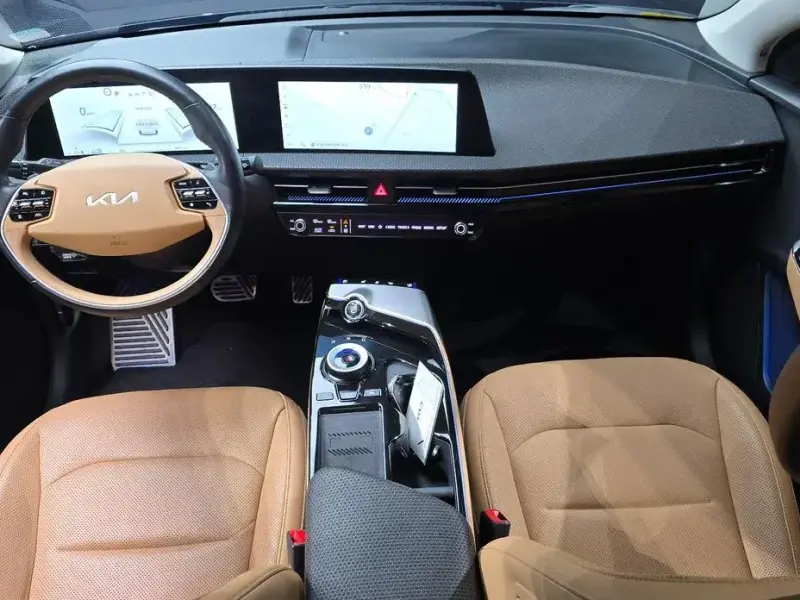 2023 Kia EV6 с пробегом 64 041 км