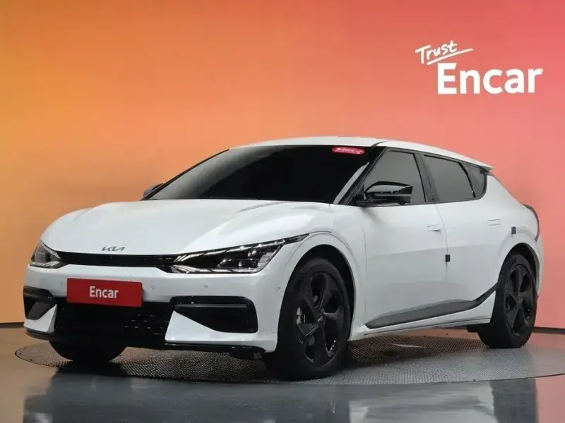 2023 Kia EV6 с пробегом 53 831 км