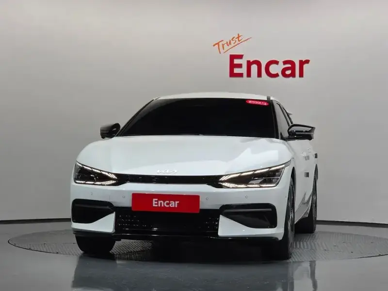 2023 Kia EV6 с пробегом 53 831 км