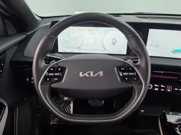 2023 Kia EV6 с пробегом 53 831 км