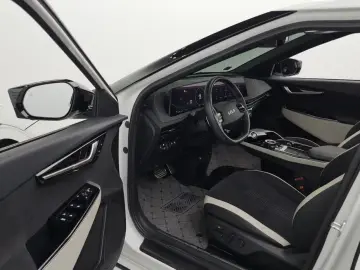 2022 Kia EV6 с пробегом 70 974 км