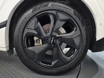 2023 Kia EV6 с пробегом 53 831 км