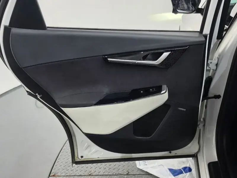 2023 Kia EV6 с пробегом 53 831 км