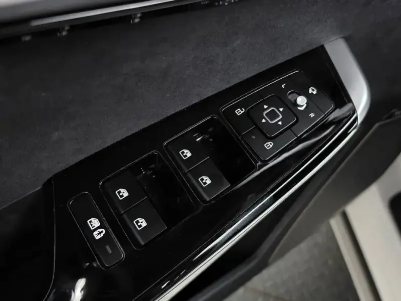 2023 Kia EV6 с пробегом 53 831 км