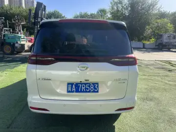 2023 GAC Trumpchi M6 с пробегом 76 000 км