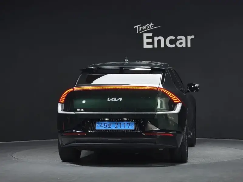 2022 Kia EV6 с пробегом 59 190 км