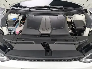 2022 Kia EV6 с пробегом 93 826 км