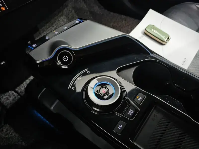 2022 Kia EV6 с пробегом 93 826 км