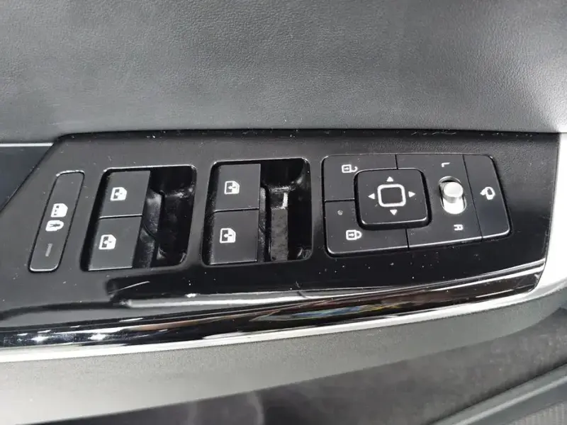 2022 Kia EV6 с пробегом 93 826 км