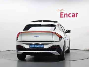 2023 Kia EV6 с пробегом 6 074 км