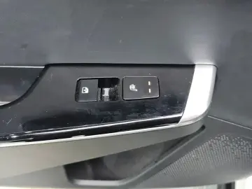 2022 Kia EV6 с пробегом 93 826 км
