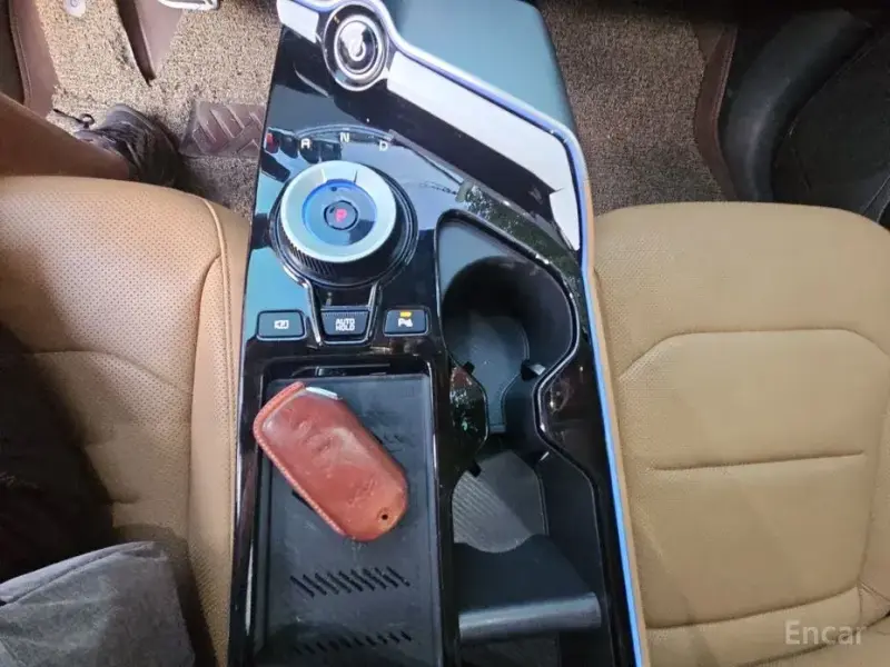 2023 Kia EV6 с пробегом 49 401 км
