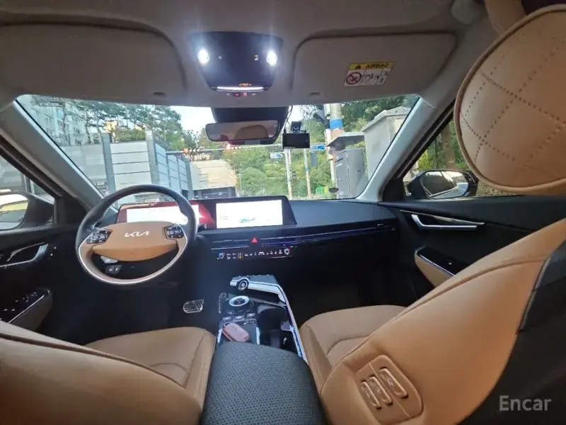 2023 Kia EV6 с пробегом 49 401 км