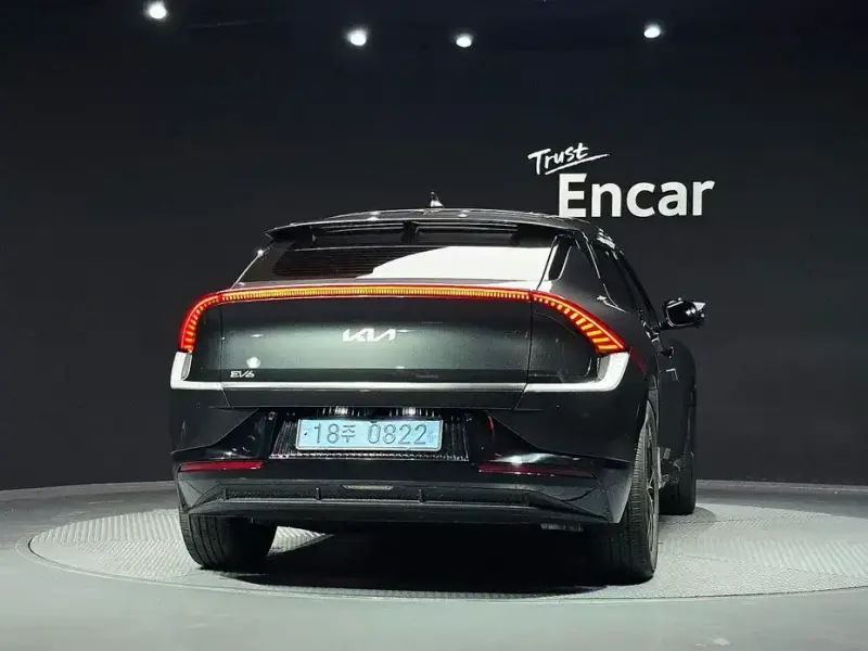 2024 Kia EV6 с пробегом 5 595 км