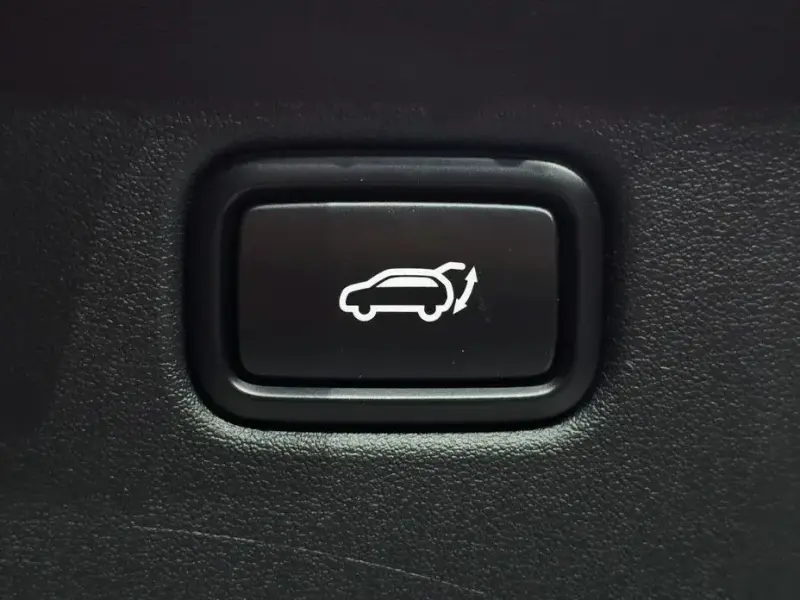 2024 Kia EV6 с пробегом 5 595 км