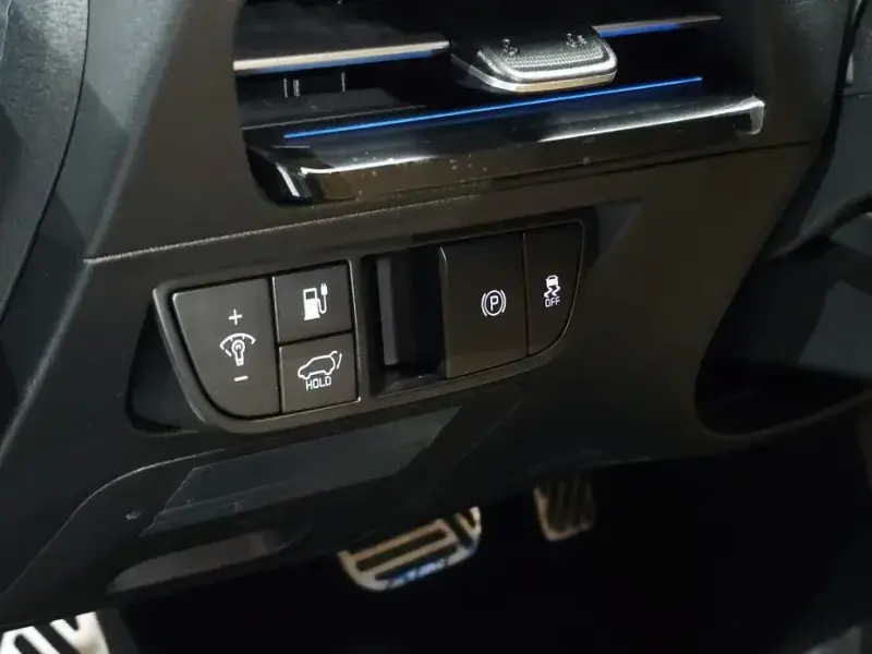 2024 Kia EV6 с пробегом 5 595 км