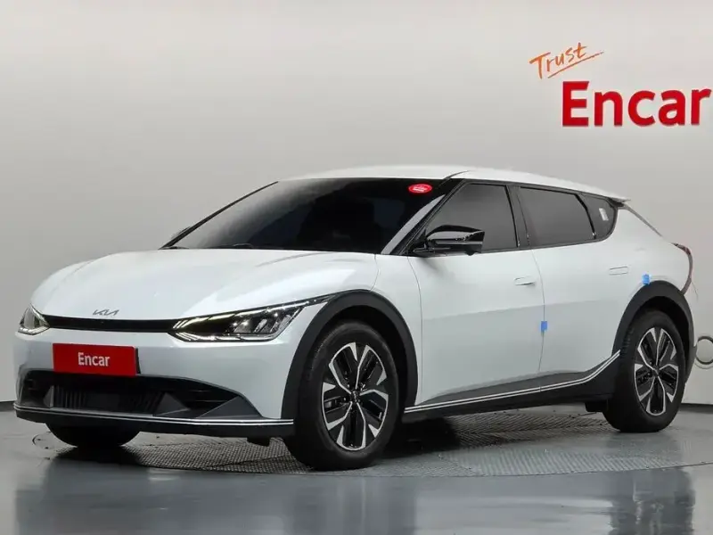 2023 Kia EV6 с пробегом 34 253 км