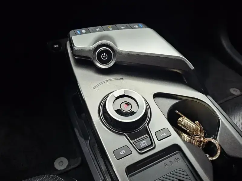 2023 Kia EV6 с пробегом 88 227 км